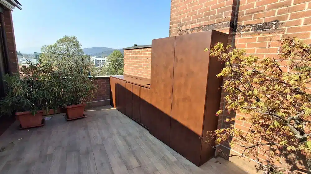 mobile-in-alluminio-saldato-per-il-balcone