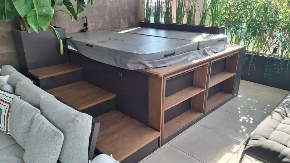 piattaforma-per-vasca-idromassaggio-in-terrazzo