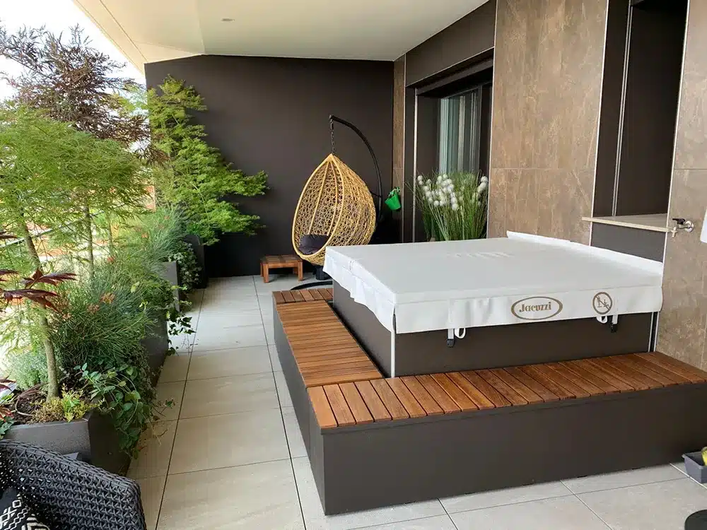 rivestimento-per-vasca-jacuzzi